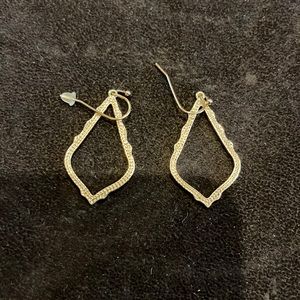 Kendra Scott rose gold earrings